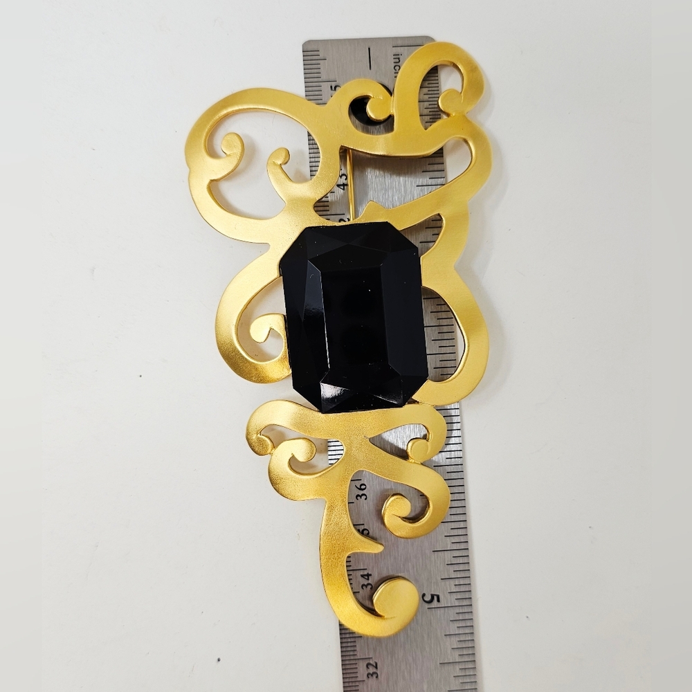 Vintage Vendome 1970s Brooch